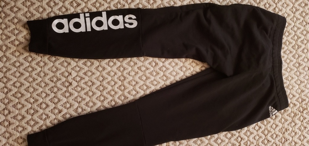 Woman adidas Joggers size M